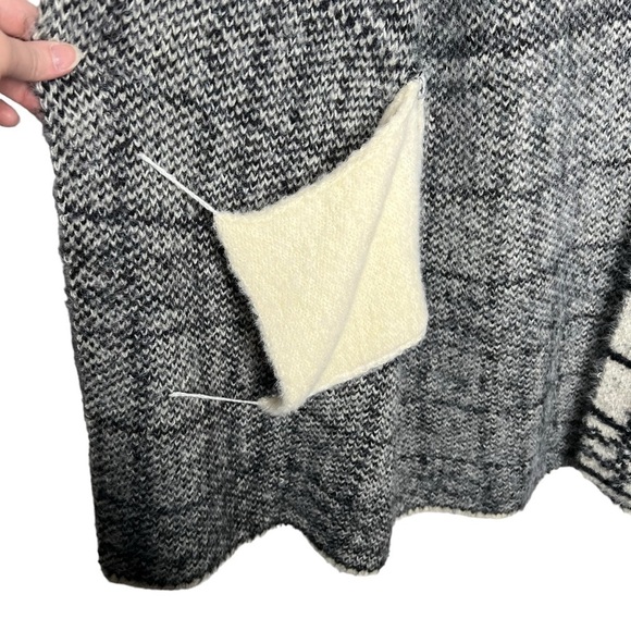 L SPACE Stirling Sweater Coat Couldn't Be Cozier Plaid Size XL - Picture 15 of 16